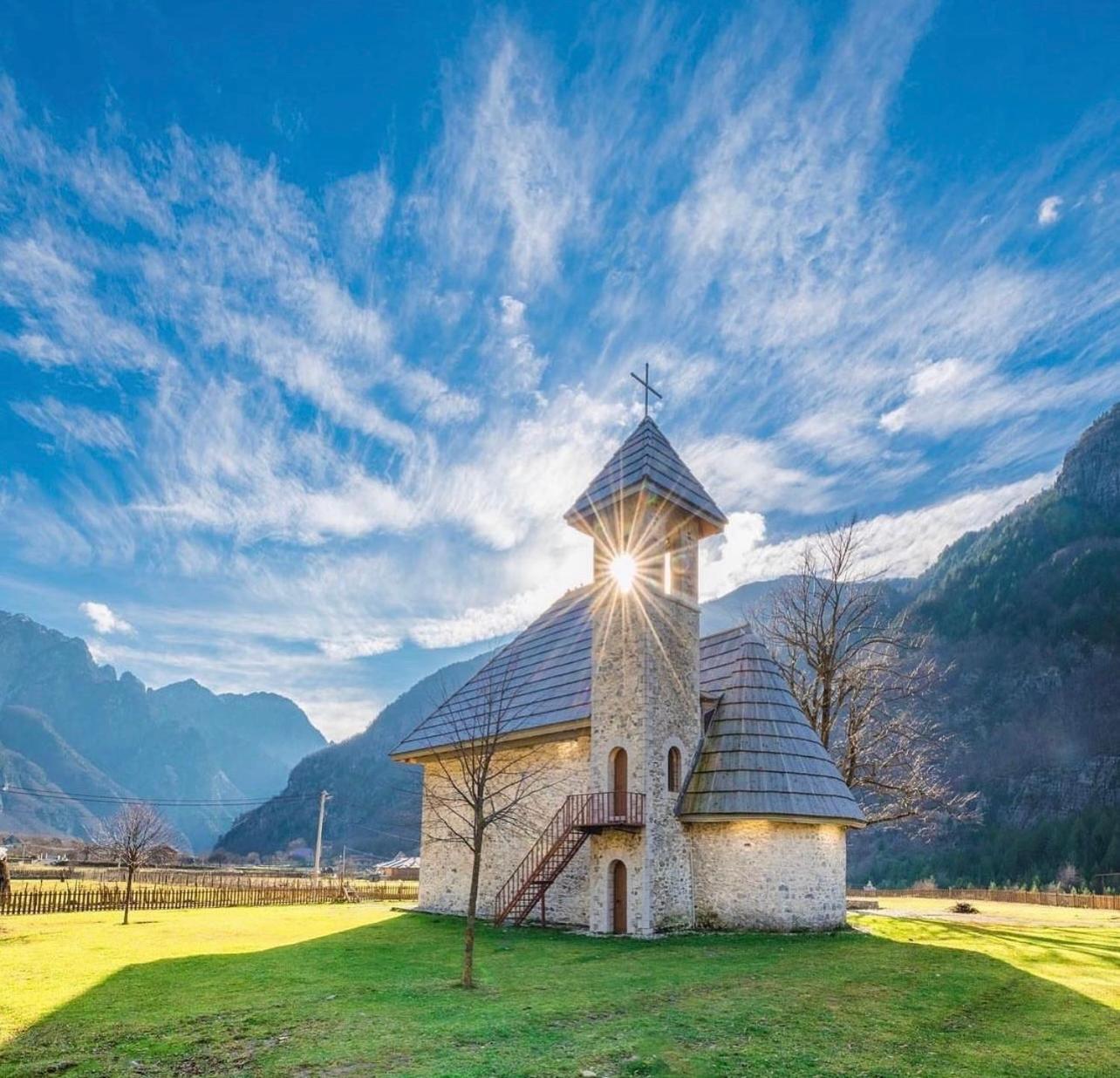 Thethi Mountain Villas Exteriör bild