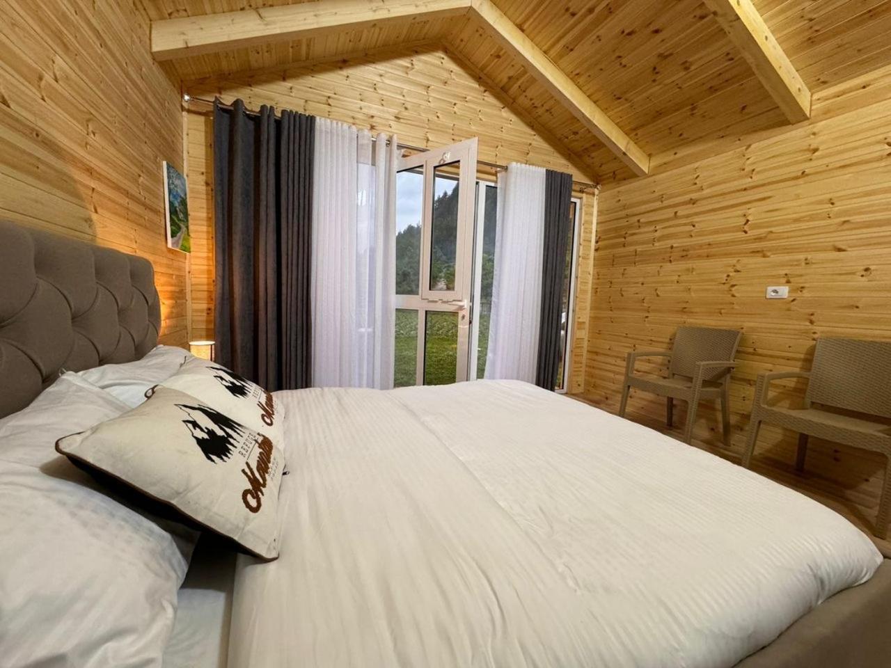 Thethi Mountain Villas Exteriör bild