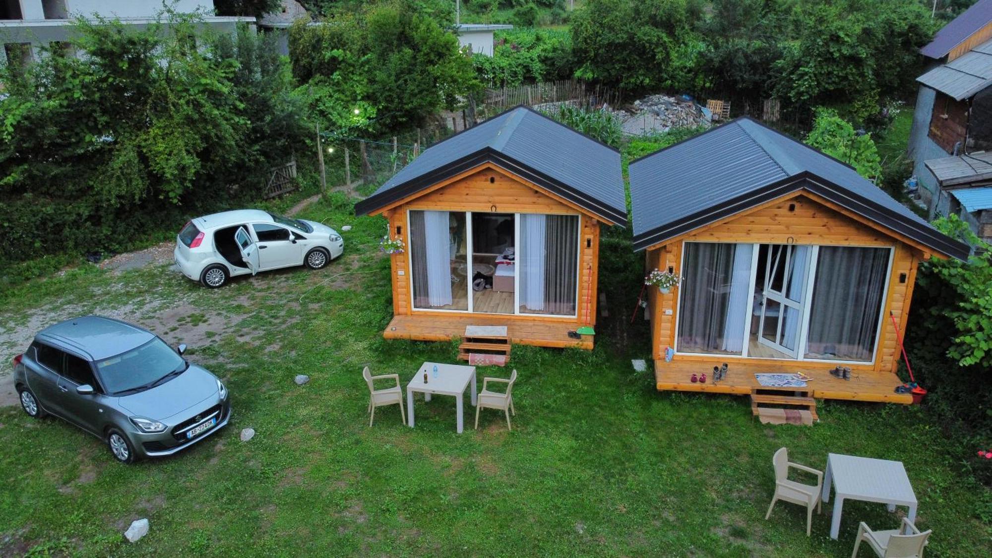 Thethi Mountain Villas Exteriör bild