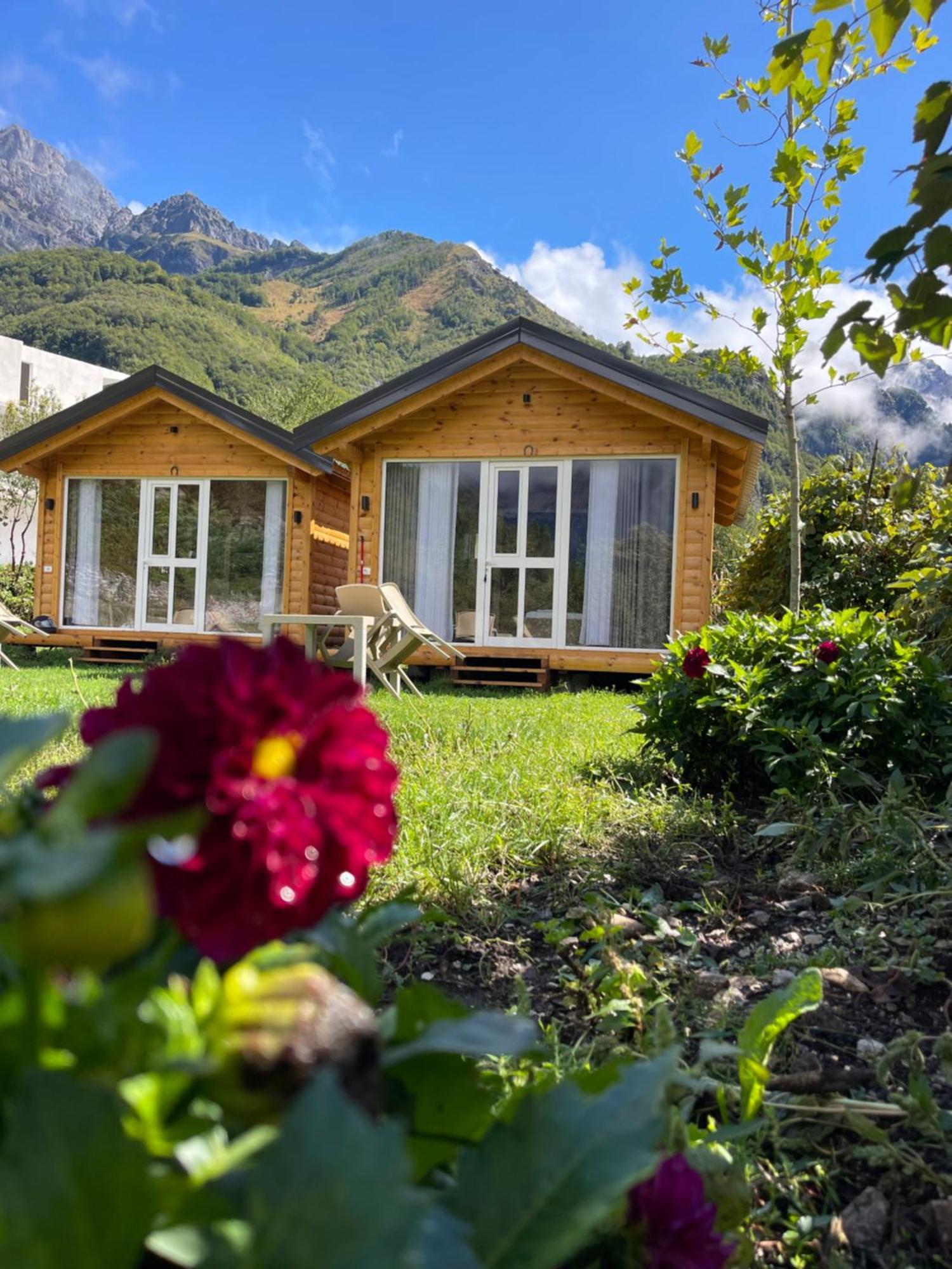 Thethi Mountain Villas Exteriör bild